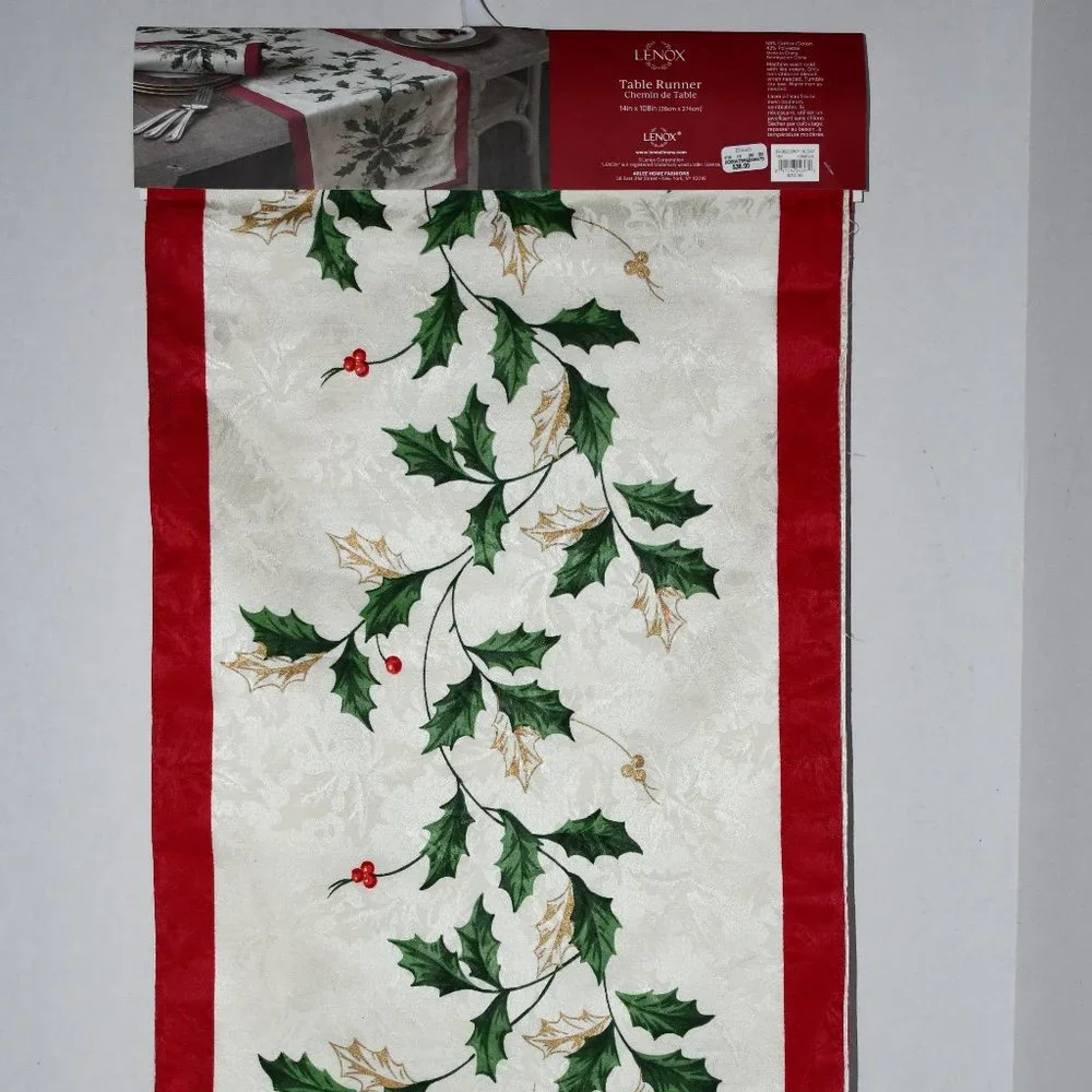 Lenox Holiday jacquard Runner 108” x 14” #39-3023IVY NWT